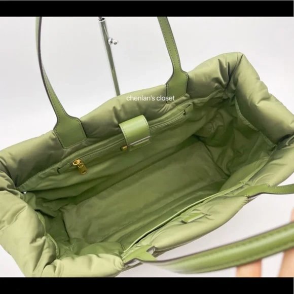 ✨🍀NeW! Tory Burch Ella Puffer Tote - Picture 6 of 12